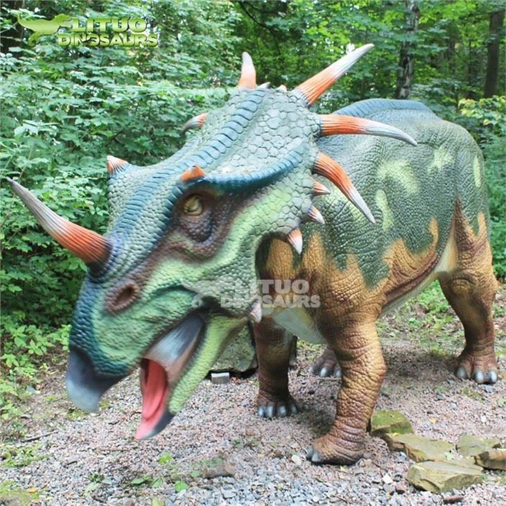 Jurassic Park Dinosaur of Styracosaurus (2)(001)