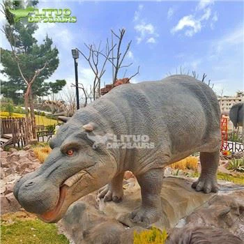 animatronik su aygırı
